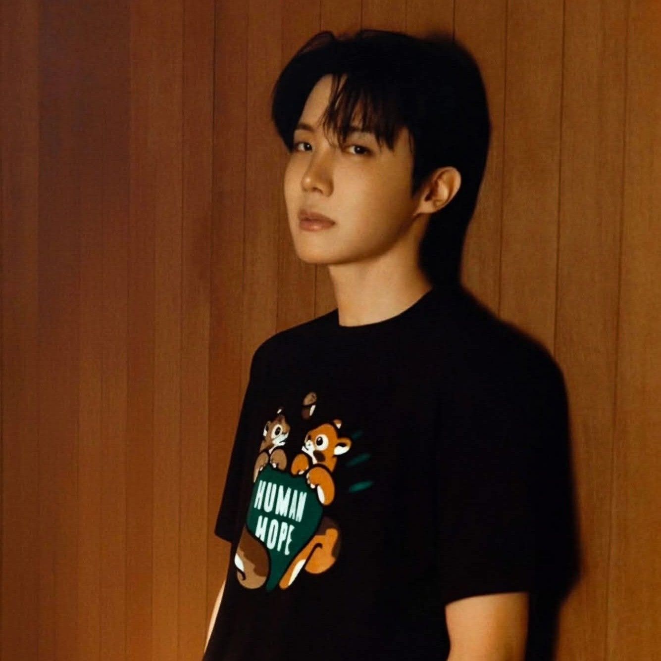 J-hope (防彈少年團)的最新活動照片