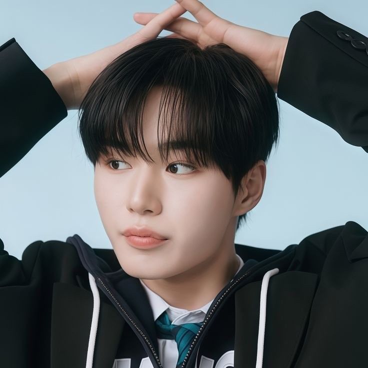 Recent activity shot of Kim Junseo (ALPHA DRIVE ONE)