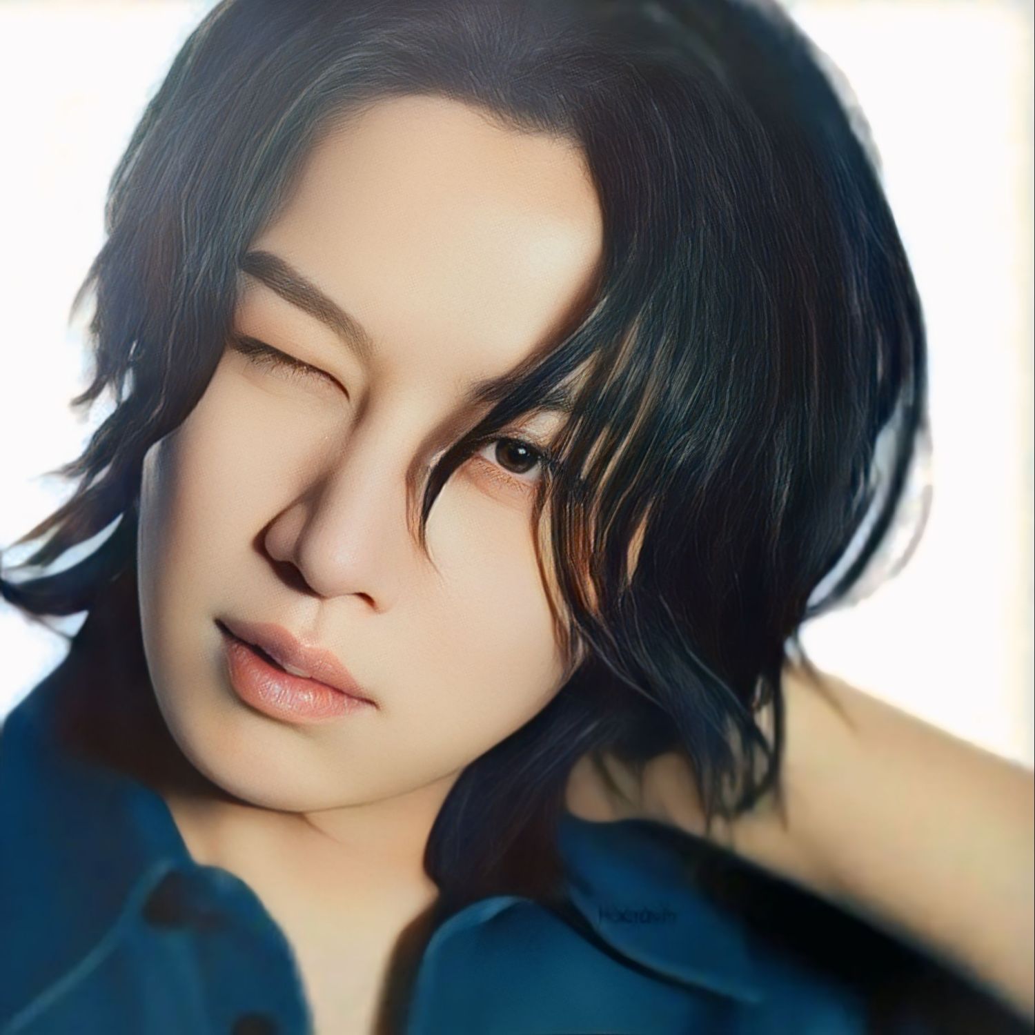 Latest photo of Heechul (Super Junior)