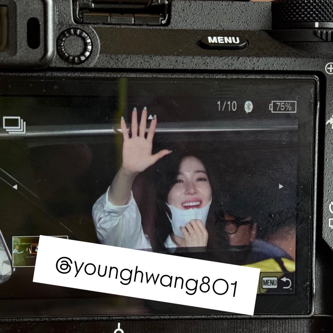 A moment captured by Tiffany Young (Girls' Generation)'s fan