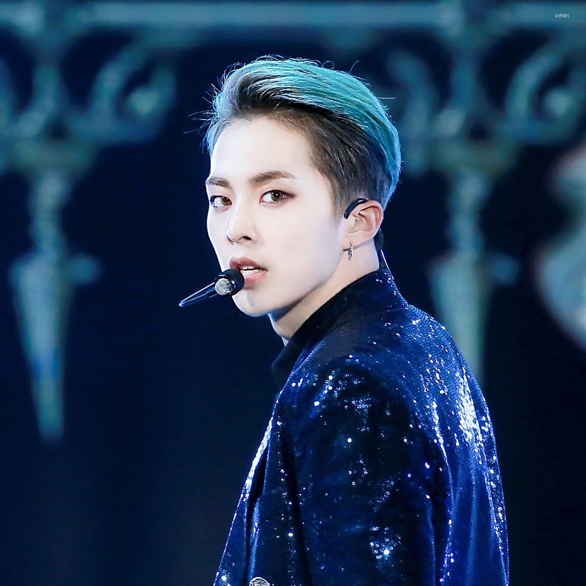 시우민 (EXO)의 최신 사진