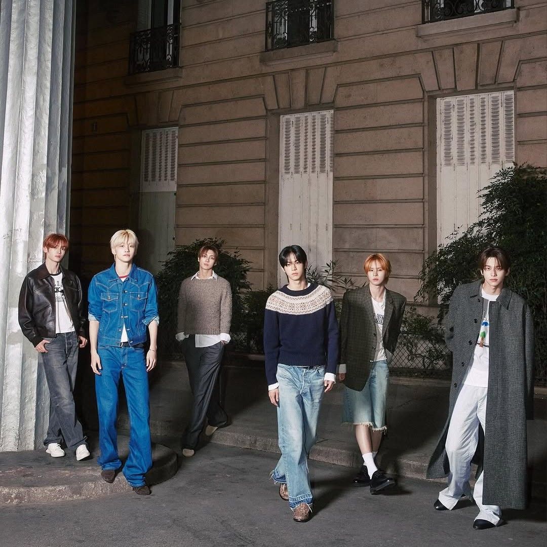 Behind-the-scenes cut of TWS