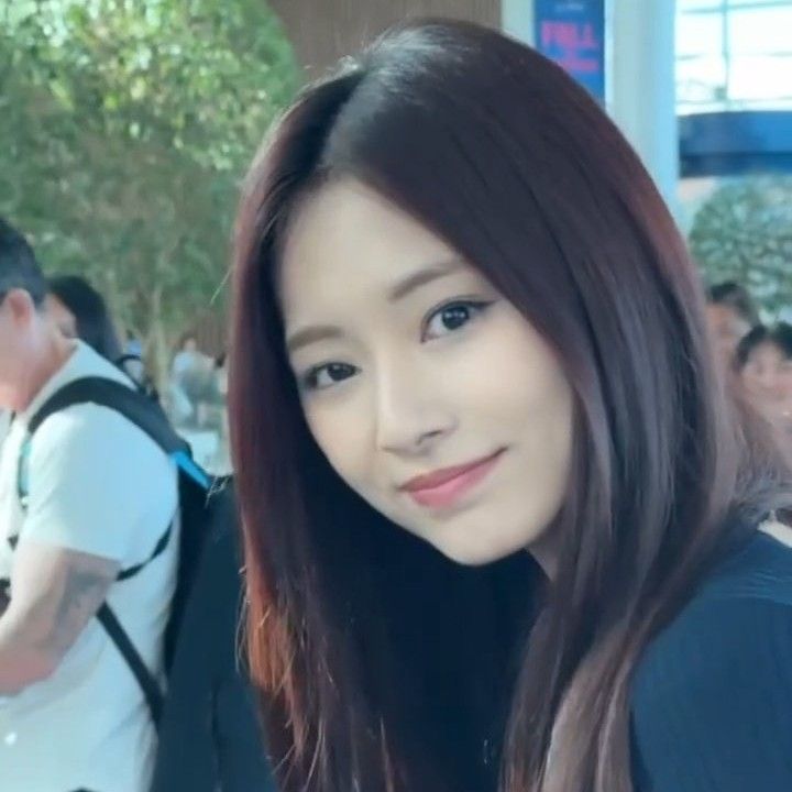 쯔위 (TWICE) 최근 활동샷