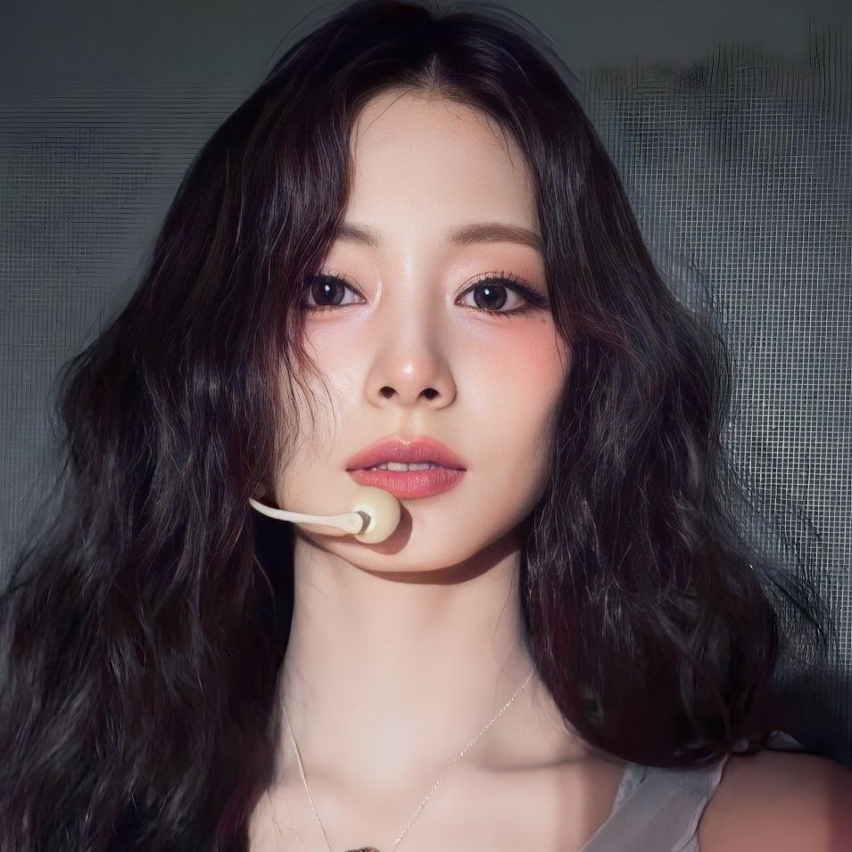 쯔위 (TWICE)의 최신 사진