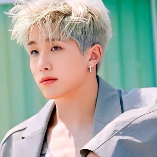 Behind-the-scenes cut of Jinjin (ASTRO)