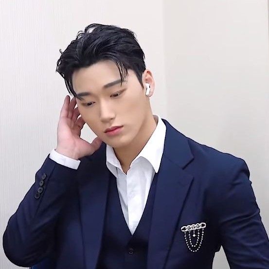 에이티즈의 최신 사진