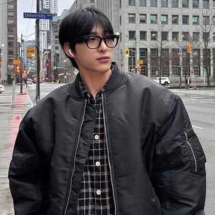Recent activity shot of Lim Jimin (JUST B)