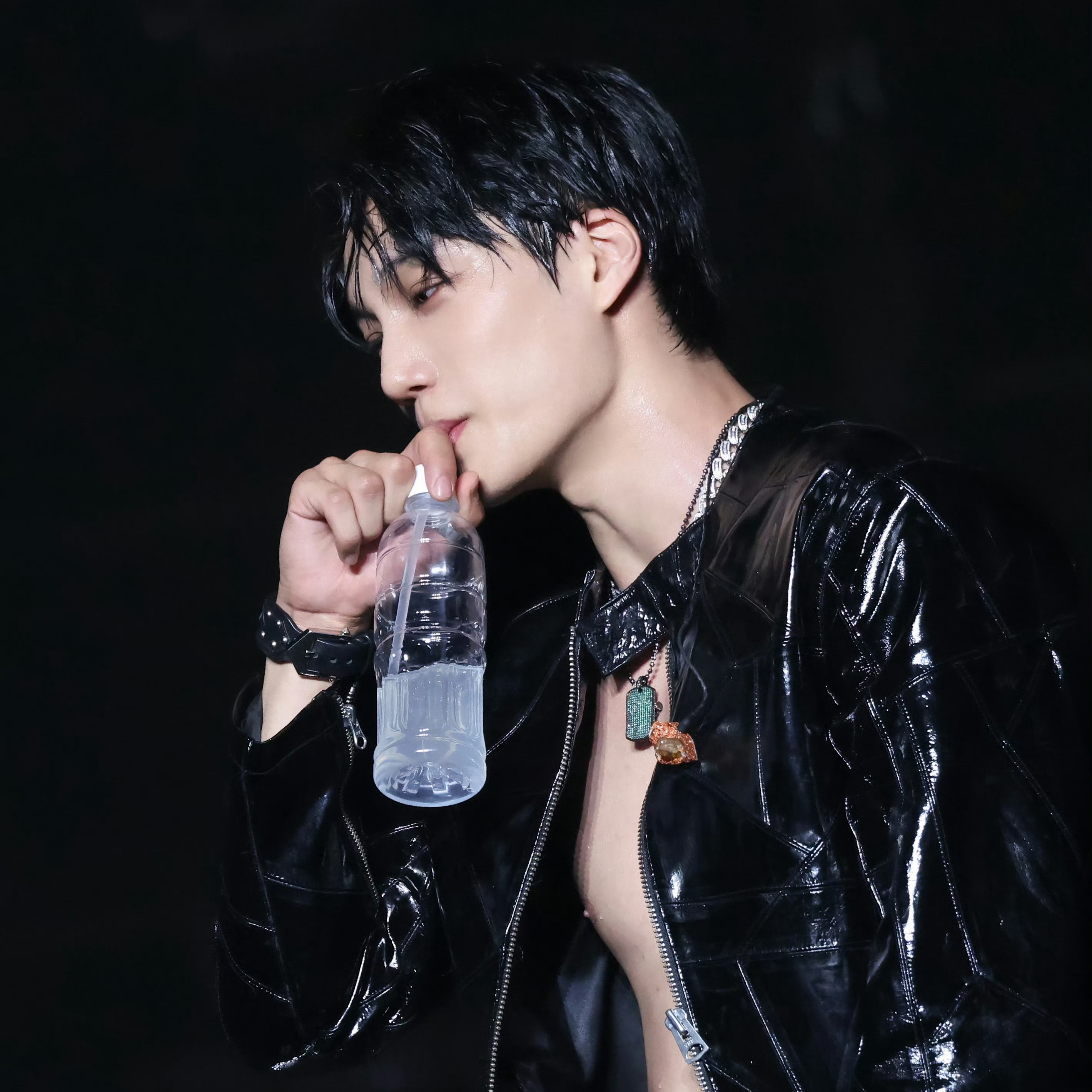 Momen yang diabadikan oleh penggemar Kai (EXO)