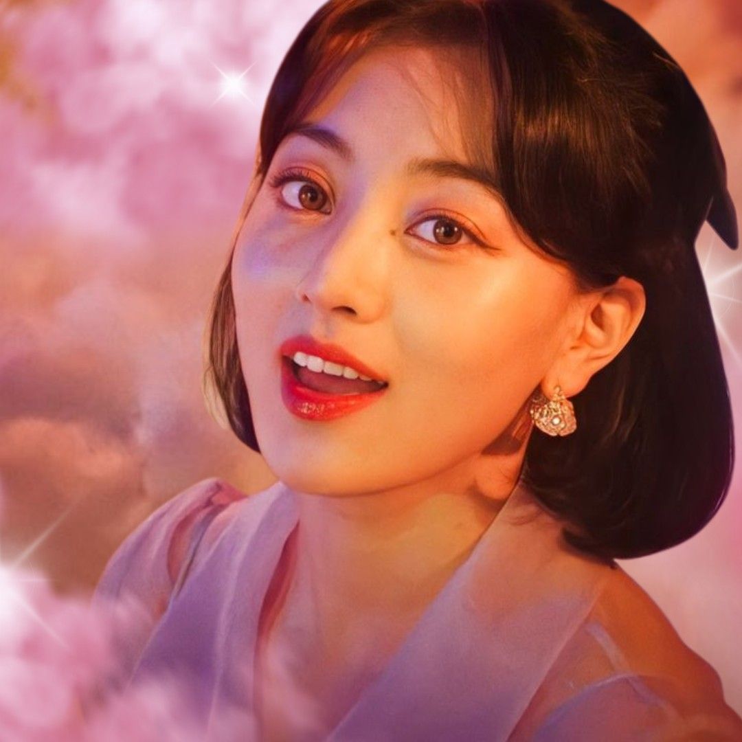 Behind-the-scenes cut of Jihyo (TWICE)