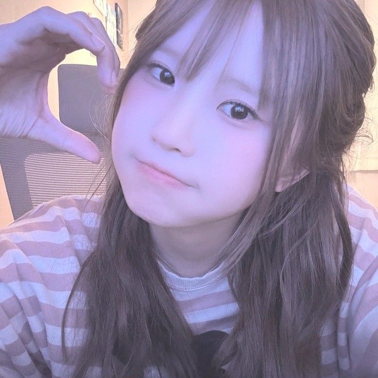 Latest photo of Song Hayoung (fromis_9)