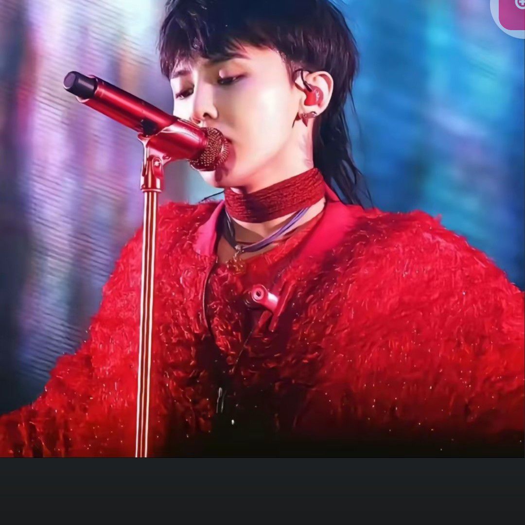 Latest photo of G-DRAGON (BIGBANG)
