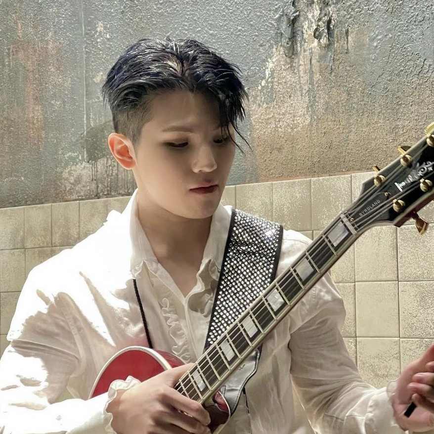A moment captured by Woozi (SEVENTEEN)'s fan