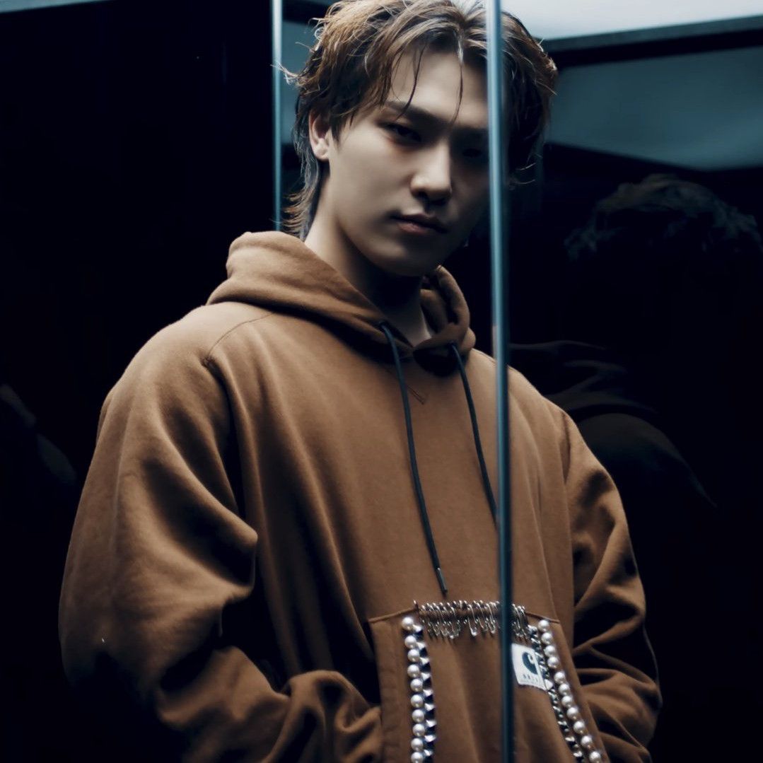 A moment captured by Dino (SEVENTEEN)'s fan