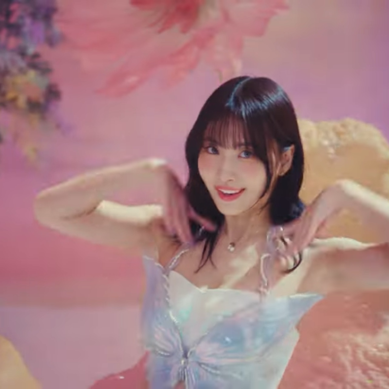 Momo (TWICE)的最新照片