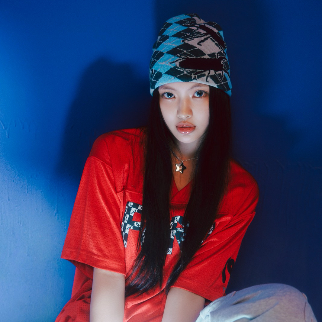 Recent activity shot of Hyein (NewJeans)