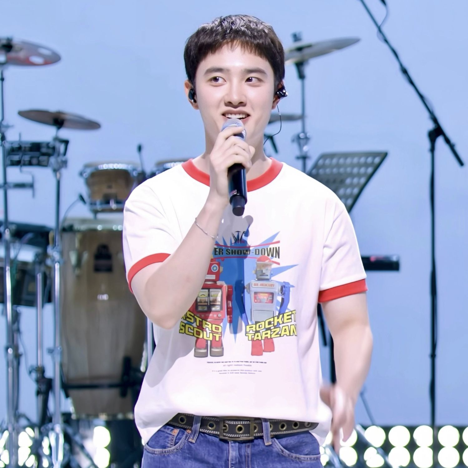 Foto aktivitas terbaru D.O. (EXO)