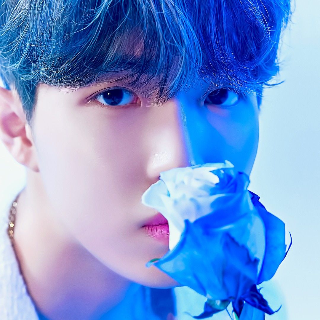 Foto aktivitas terbaru Kim Jaehwan