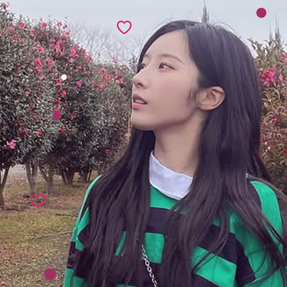 Latest photo of LOONA