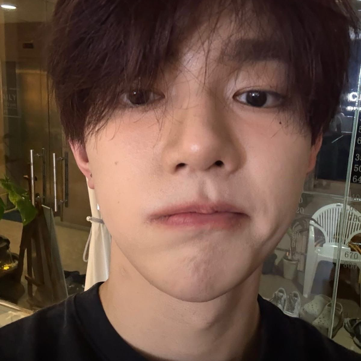 A moment captured by Zhang Hao (ZEROBASEONE)'s fan