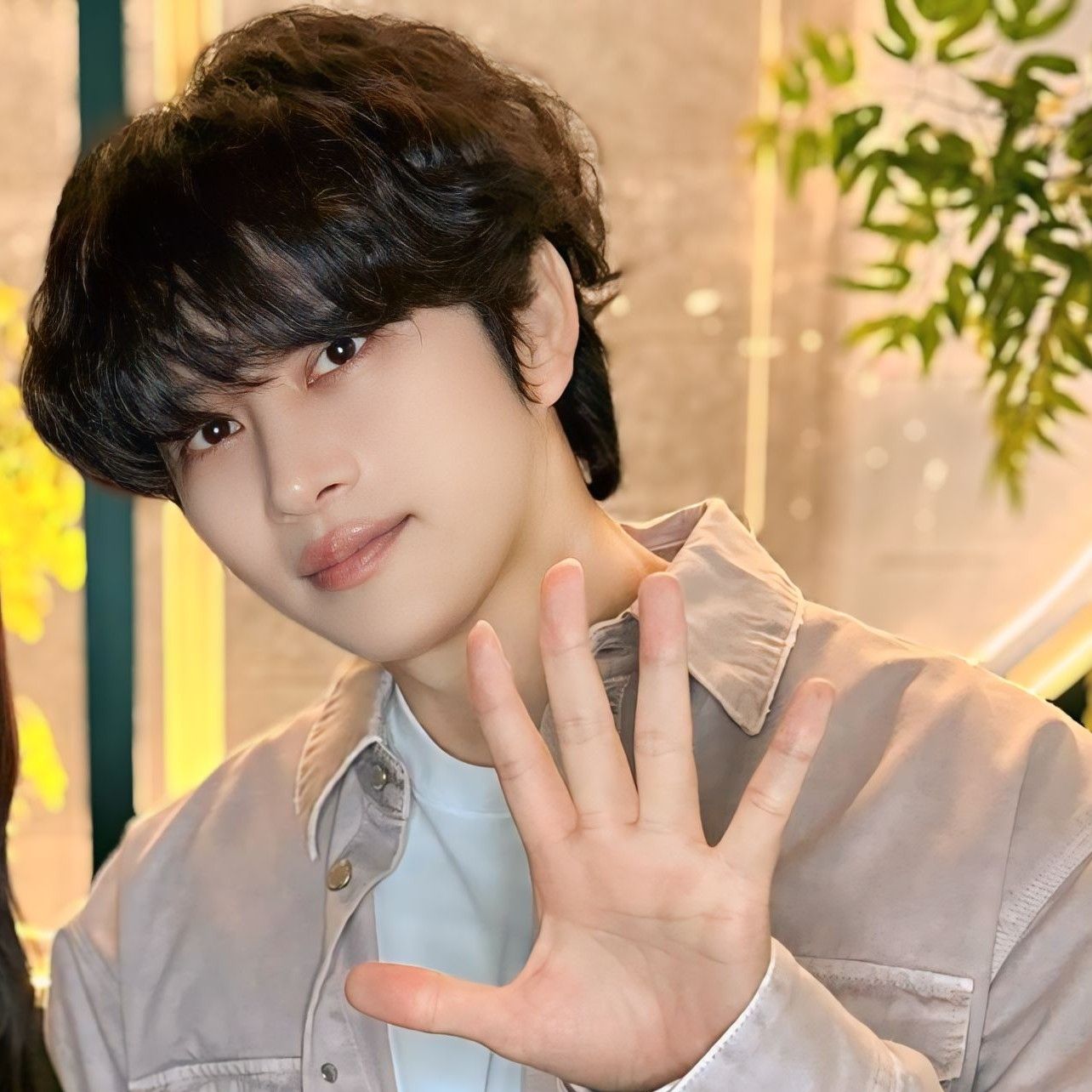 Latest photo of Heechul (Super Junior)