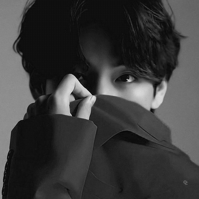 뷔 (방탄소년단)의 비하인드 컷