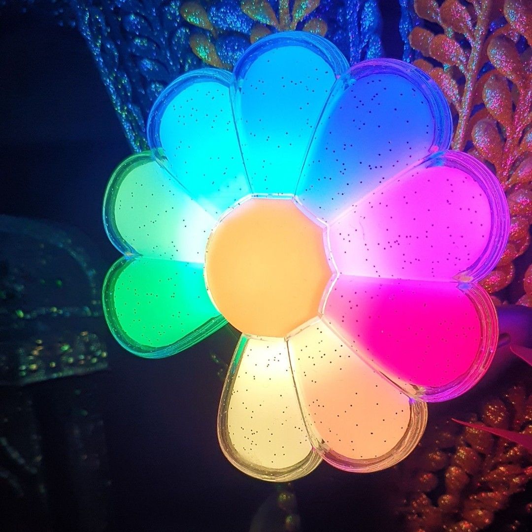 Recent activity shot of G-DRAGON (BIGBANG)