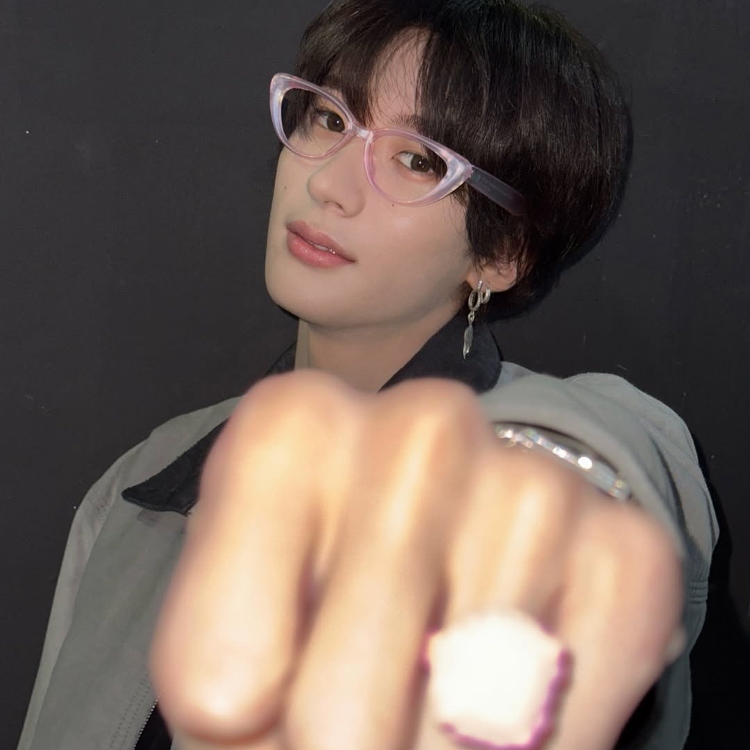 Recent activity shot of Anton (RIIZE)