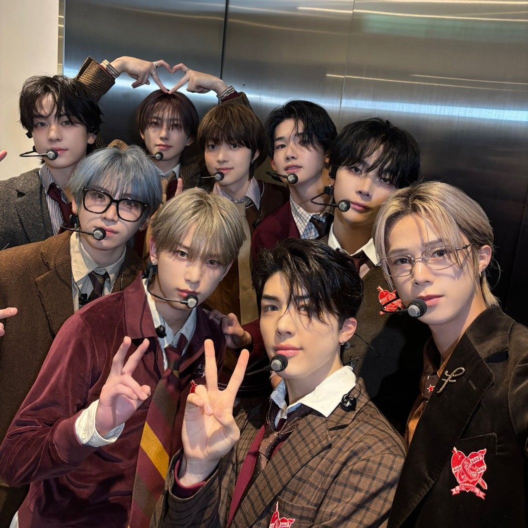 Behind-the-scenes cut of &TEAM