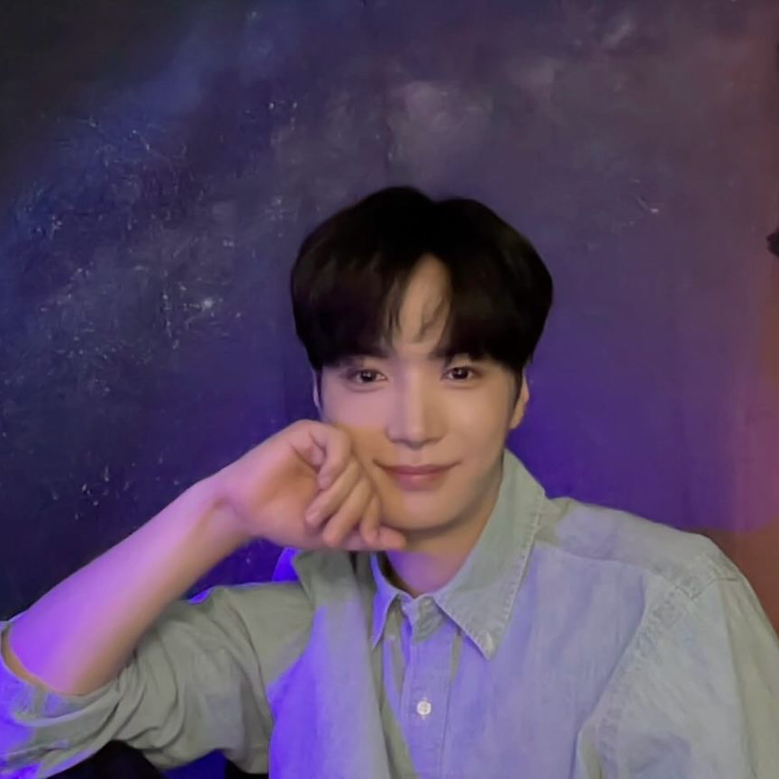 Behind-the-scenes cut of Kim Jonghyeon