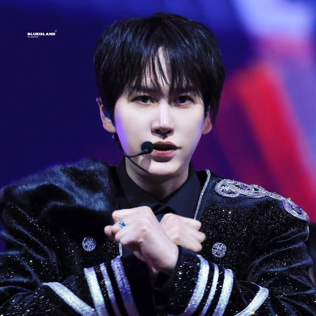 Behind-the-scenes cut of Kyuhyun (Super Junior)