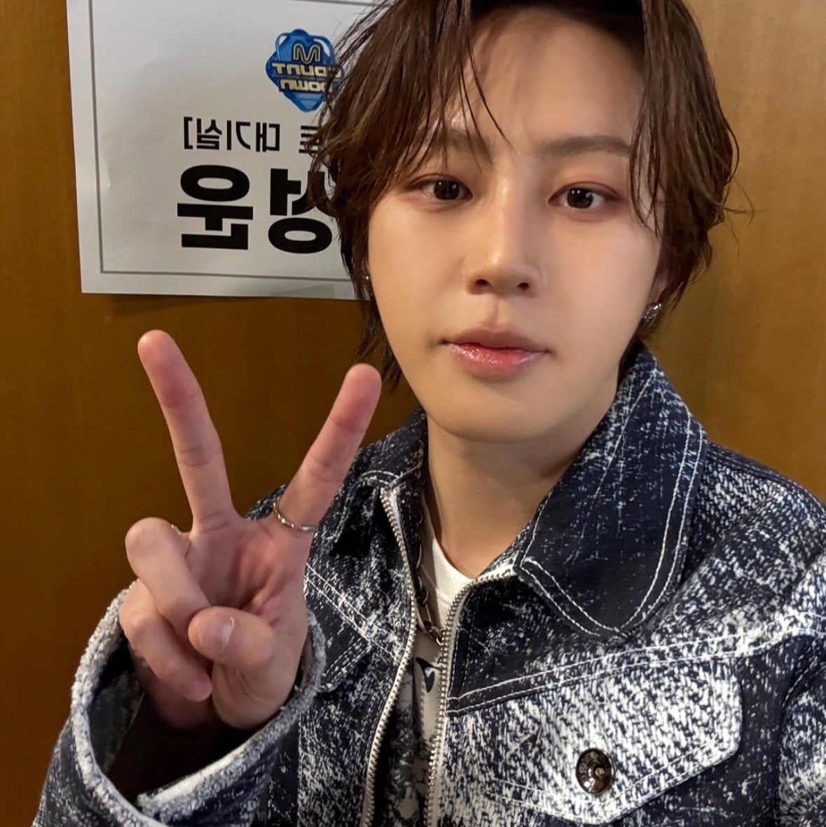 Behind-the-scenes cut of Ha Sungwoon
