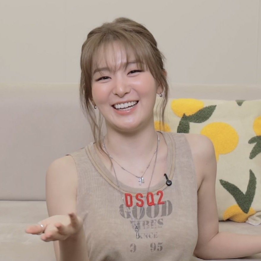 A moment captured by Seulgi (Red Velvet)'s fan