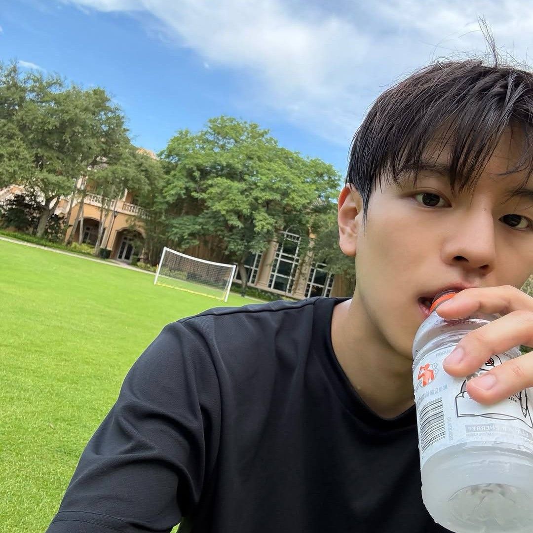 Behind-the-scenes cut of Seungmin (Stray Kids)