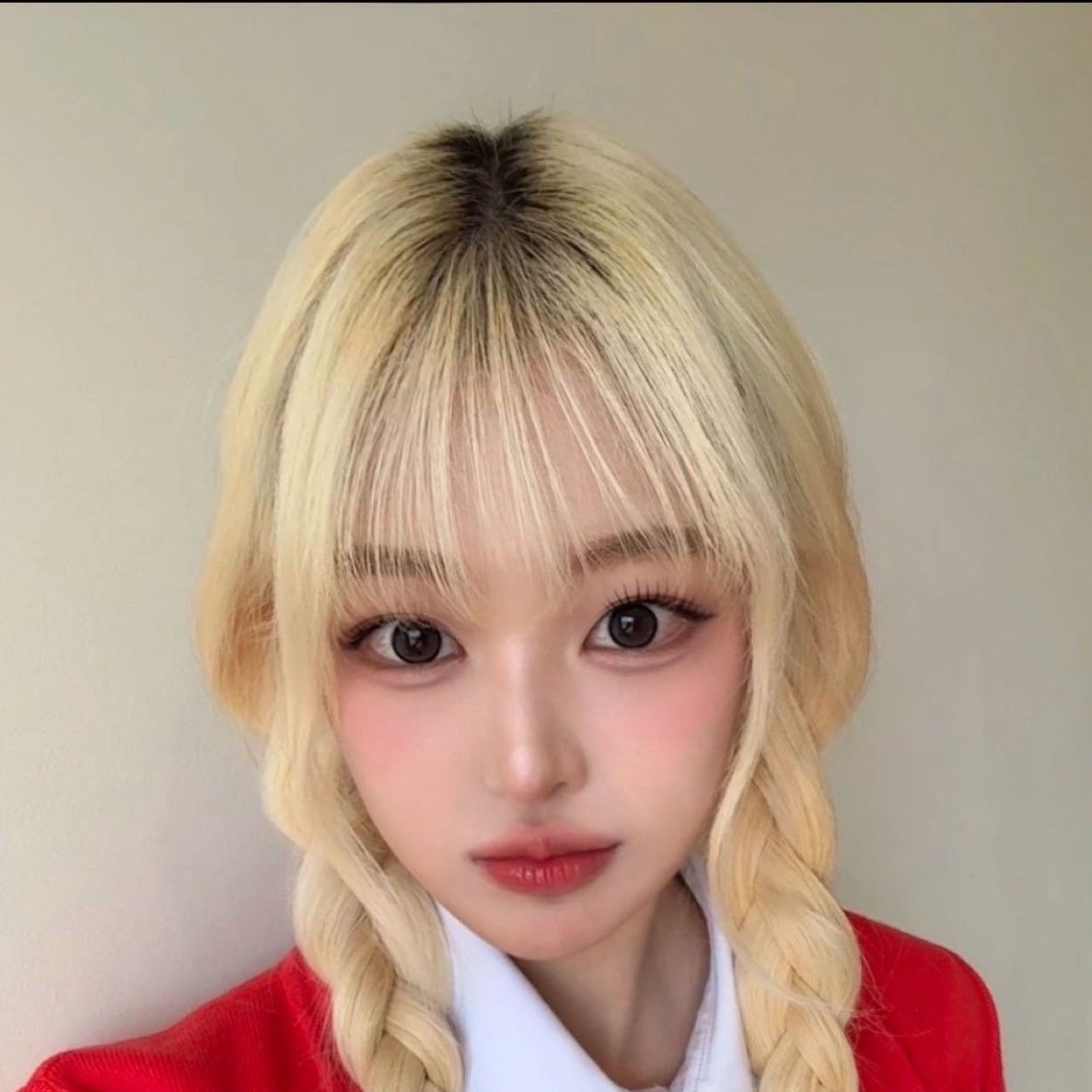 Recent activity shot of Soha (SAY MY NAME)