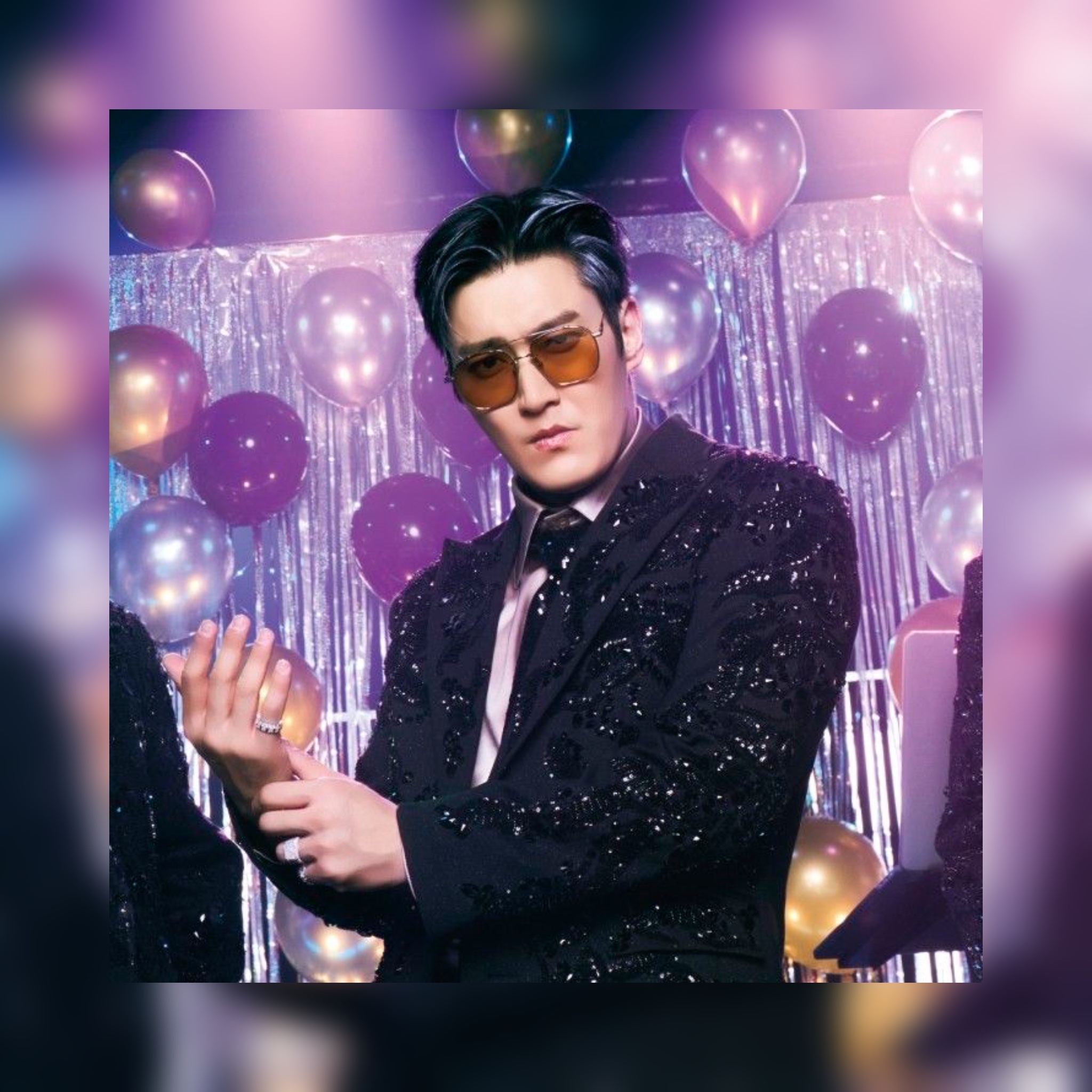 Behind-the-scenes cut of Siwon (Super Junior)