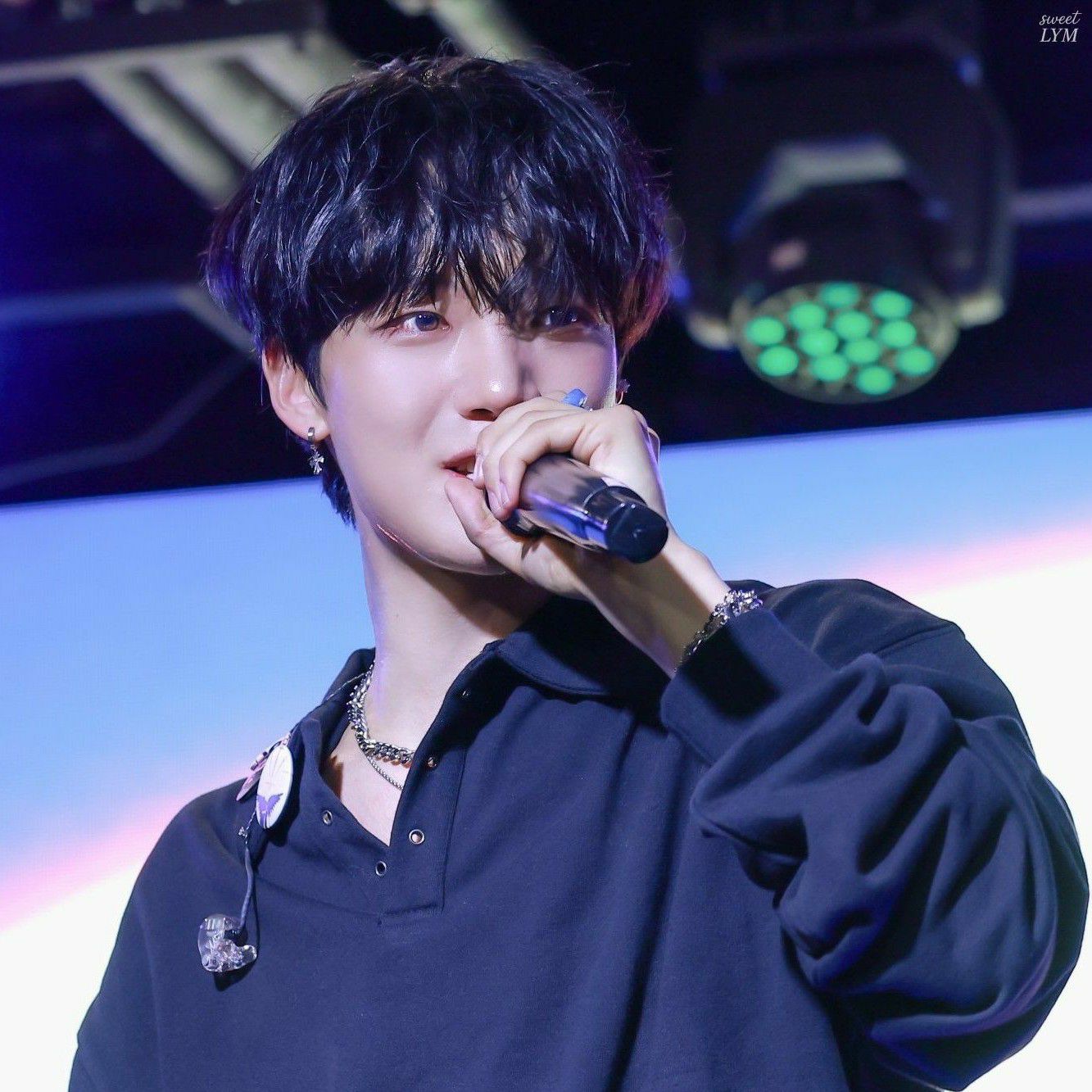 A moment captured by Lim Youngmin's fan