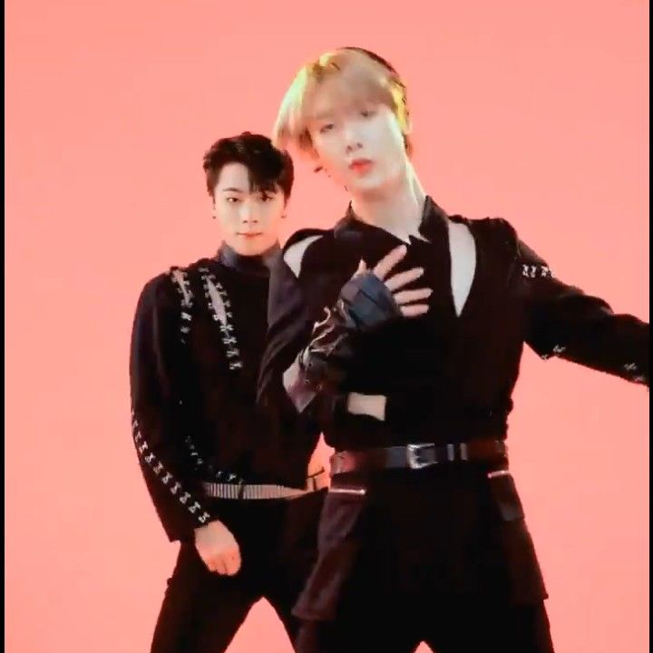 Latest photo of Moonbin (ASTRO)