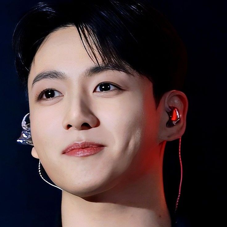 정국 (방탄소년단)의 최신 사진