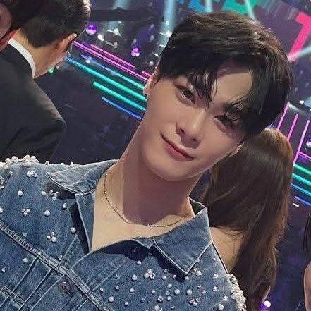 Latest photo of MJ (ASTRO)