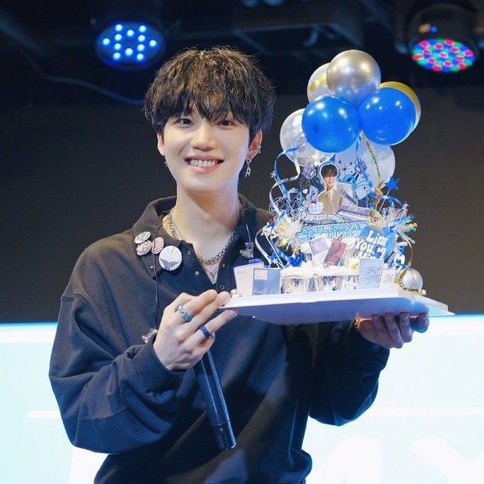 A moment captured by Lim Youngmin's fan