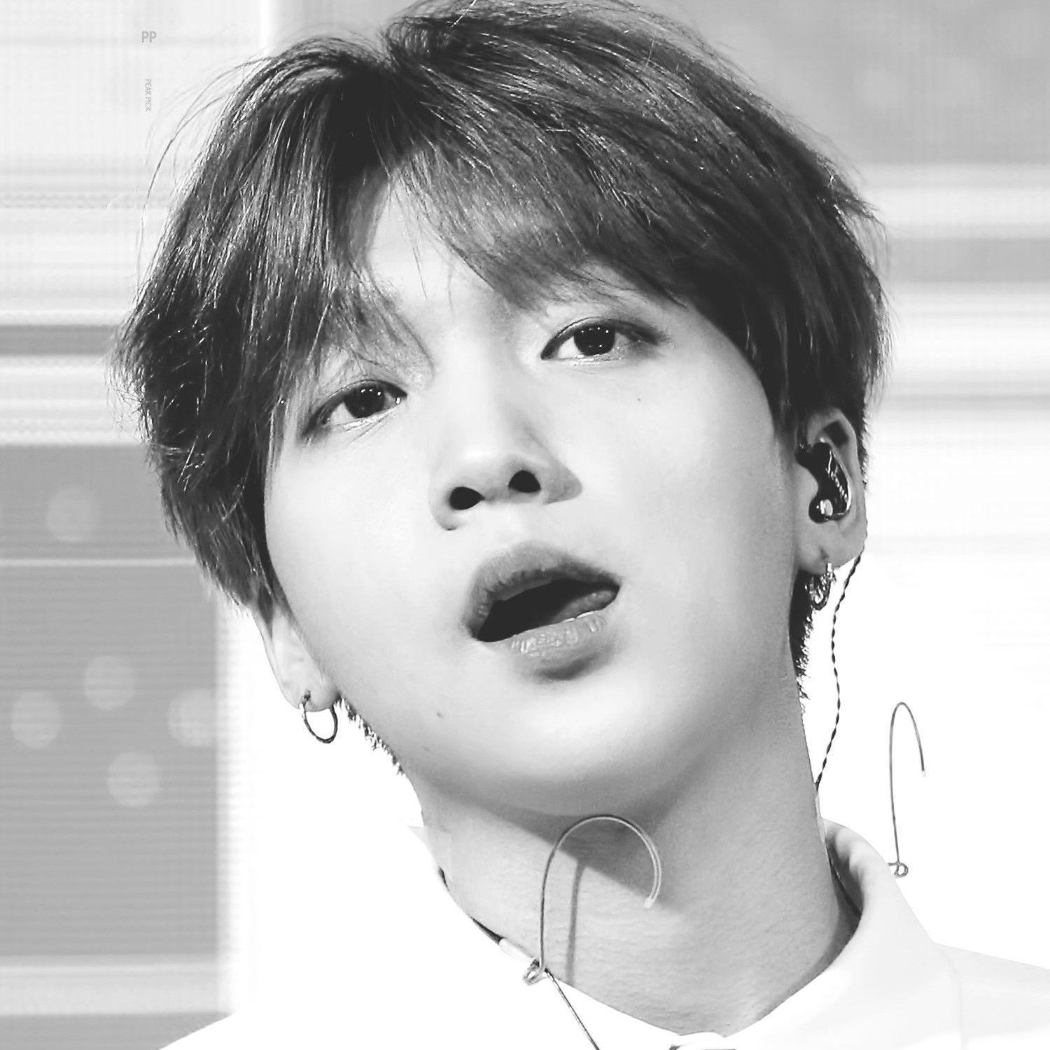 A moment captured by Jeong Sewoon's fan