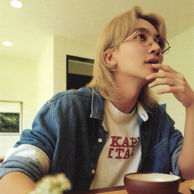 Latest photo of Jeonghan (SEVENTEEN)