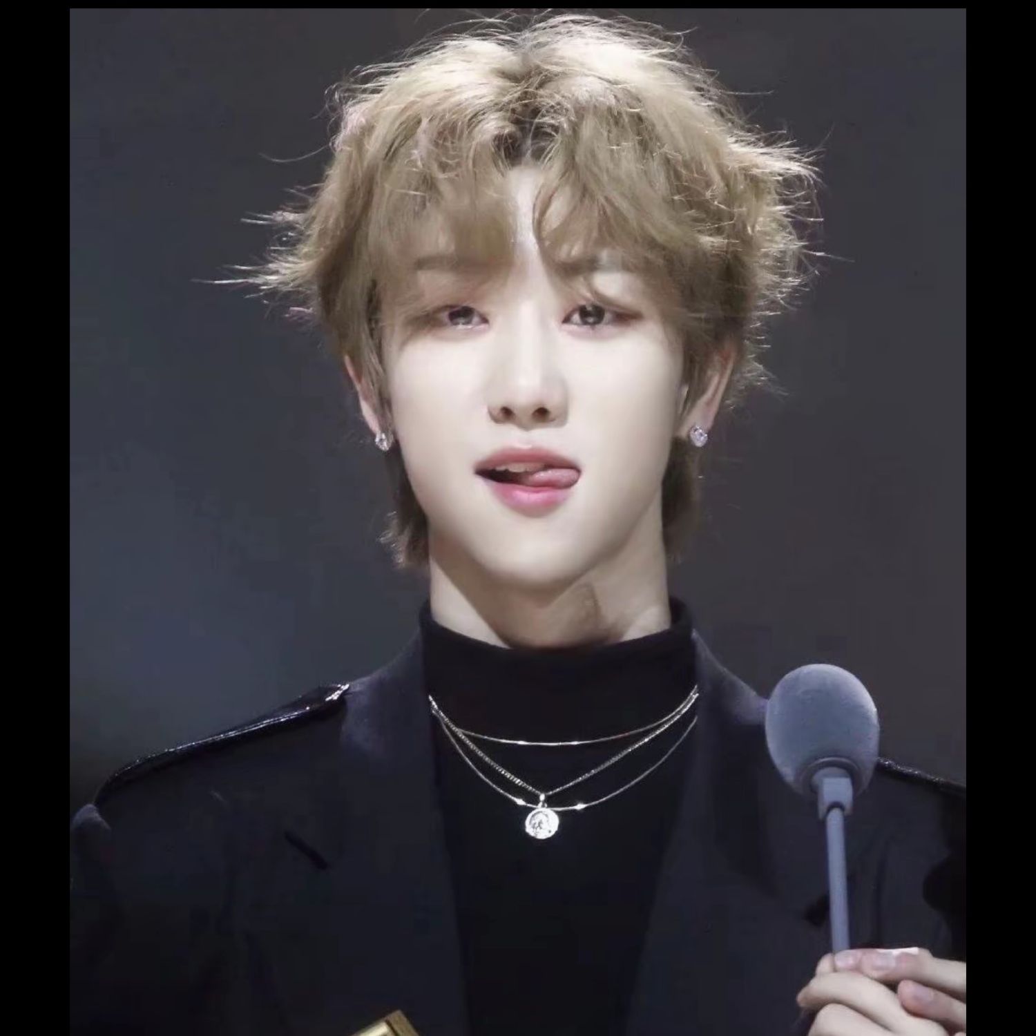 Behind-the-scenes cut of The 8 (SEVENTEEN)