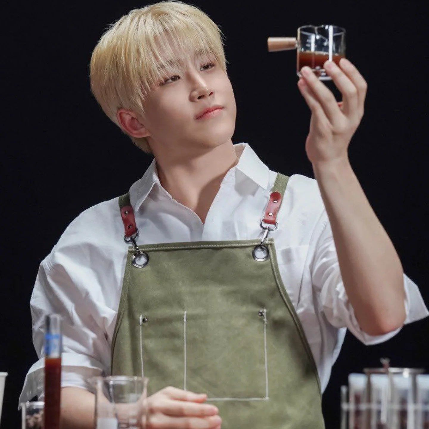 Latest photo of Jinjin (ASTRO)