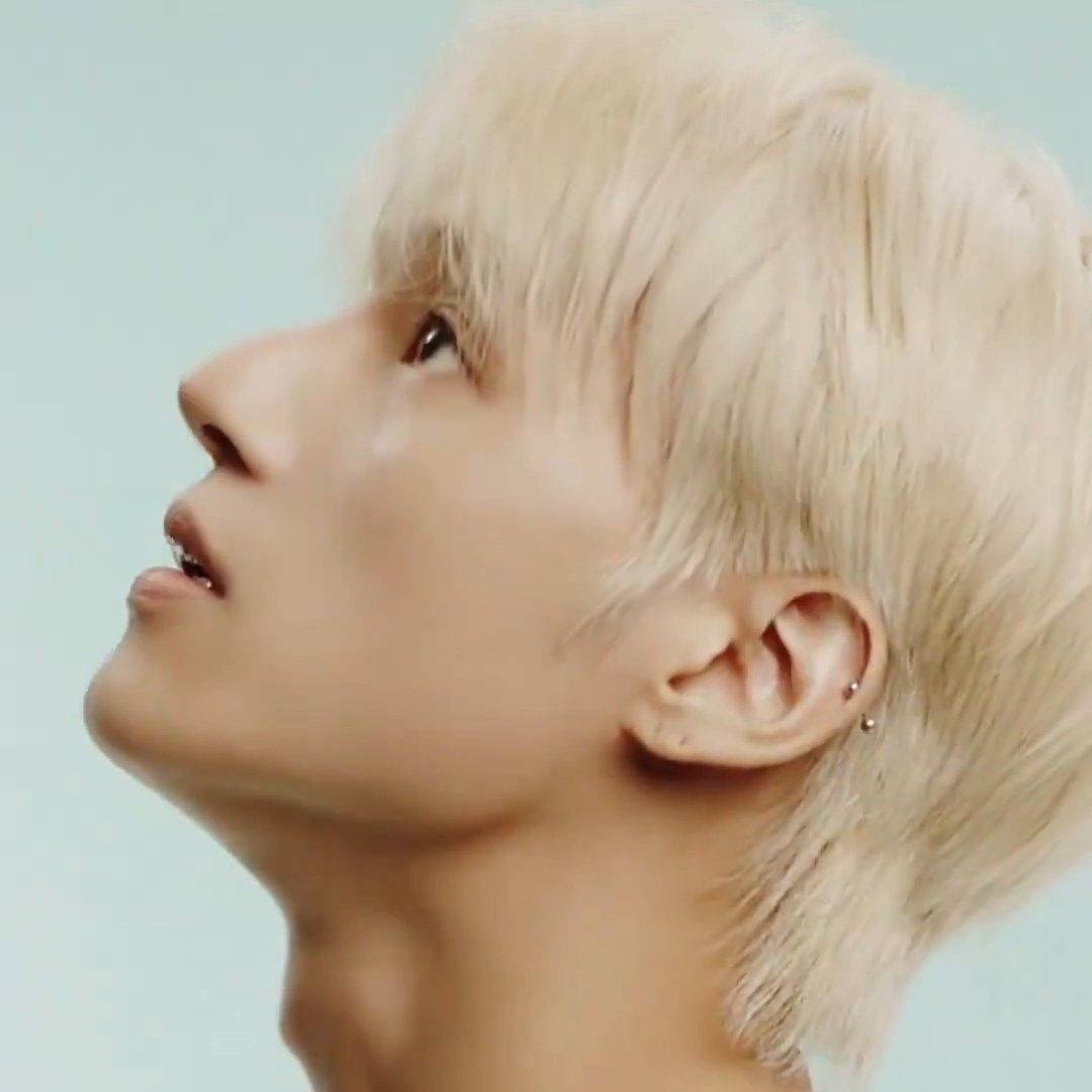 Behind-the-scenes cut of Wooyoung (ATEEZ)