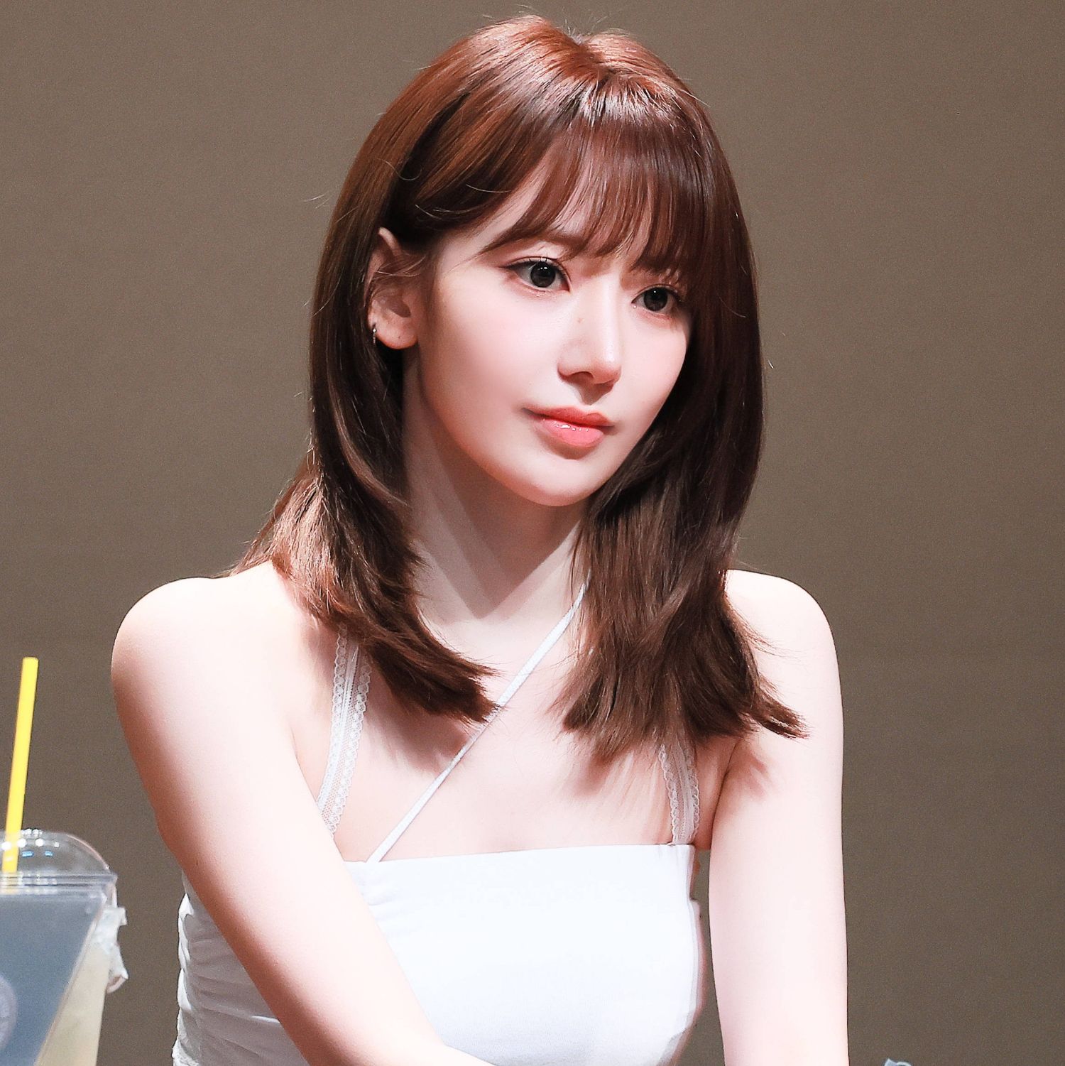 Latest photo of Sakura (LE SSERAFIM)