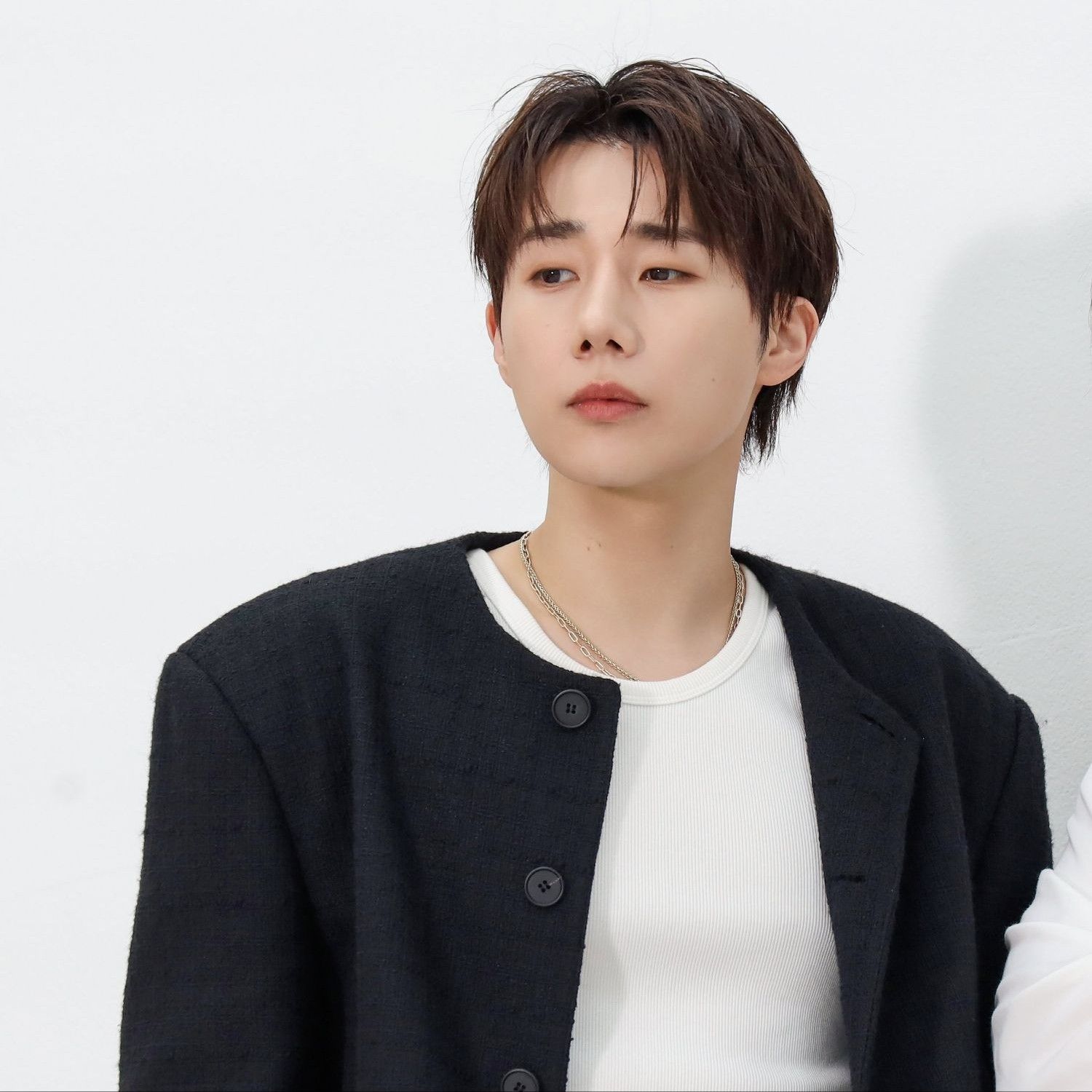 Recent activity shot of Sungkyu (INFINITE)