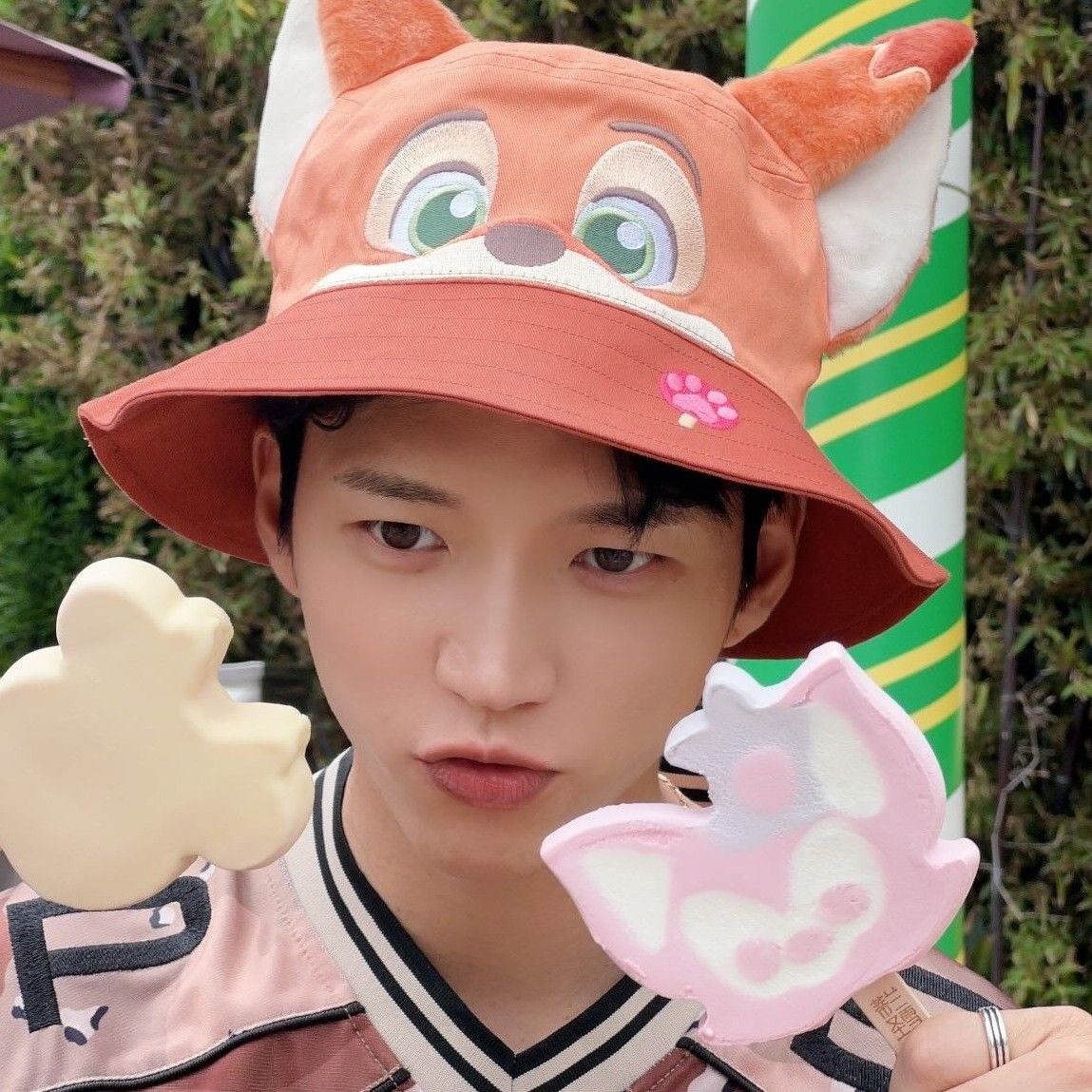 Behind-the-scenes cut of Woohyun (INFINITE)