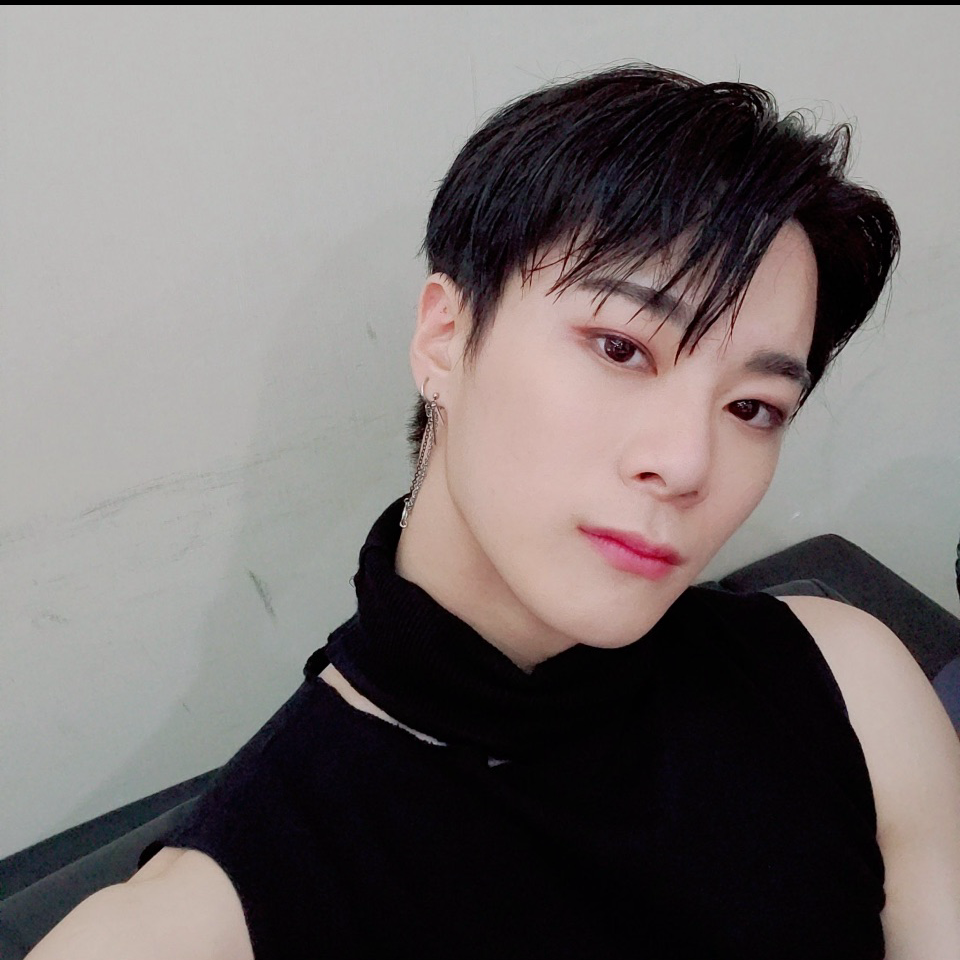Potret di balik layar Moonbin (ASTRO)