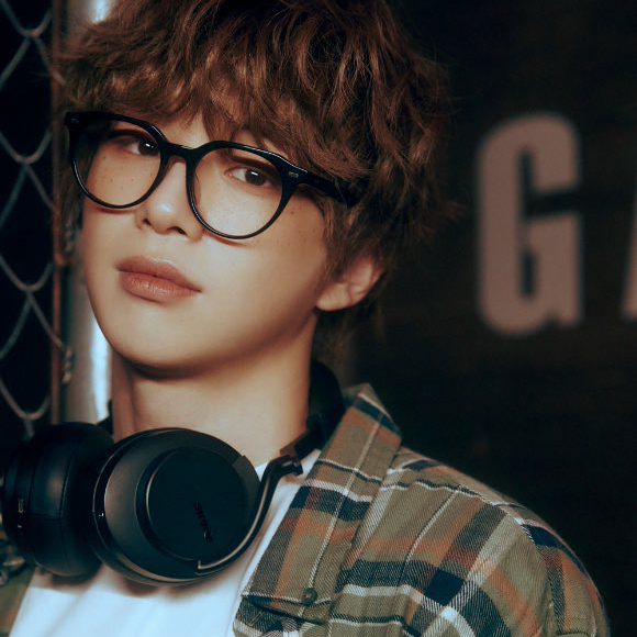 Recent activity shot of Kang Daniel